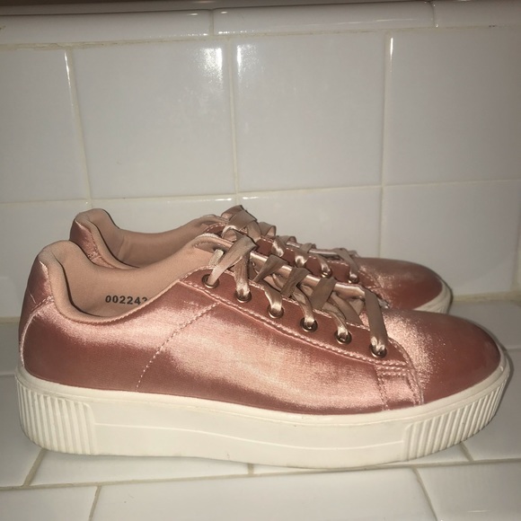 Forever 21- Pink Platform Sneakers - Picture 4 of 4